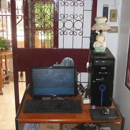 Sri Krung Guest House Аюттхая Экстерьер фото